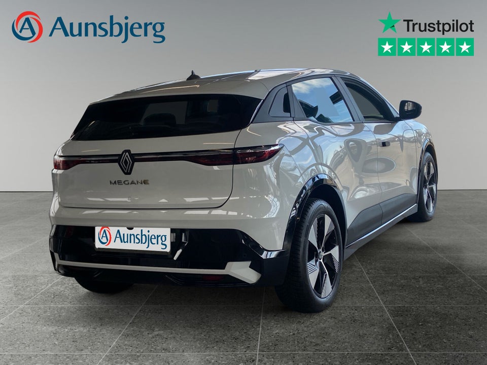 Renault Megane E-Tech 40 Equilibre 5d