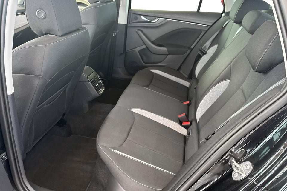 Skoda Kamiq 1,0 TSI 115 Selection DSG 5d