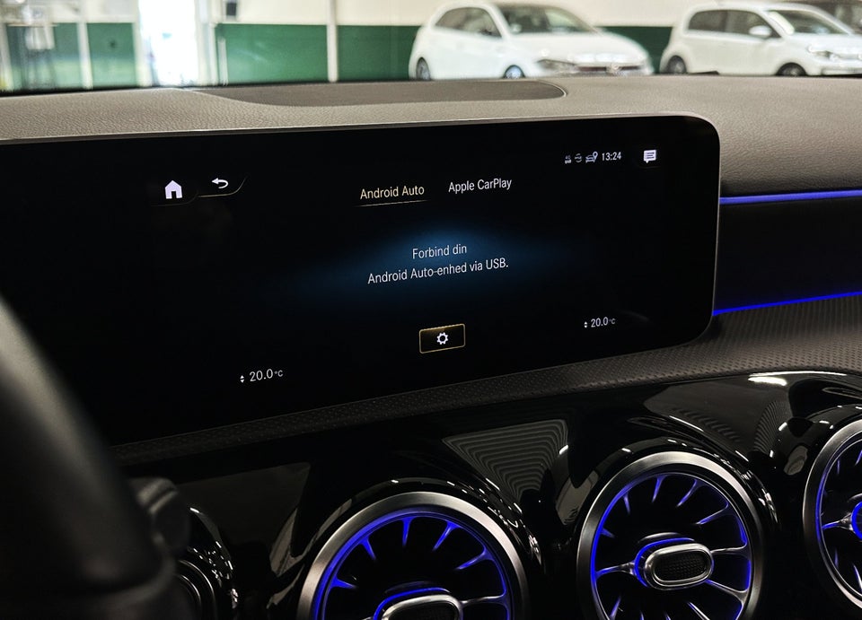 Mercedes A250 2,0 AMG Line aut. 5d