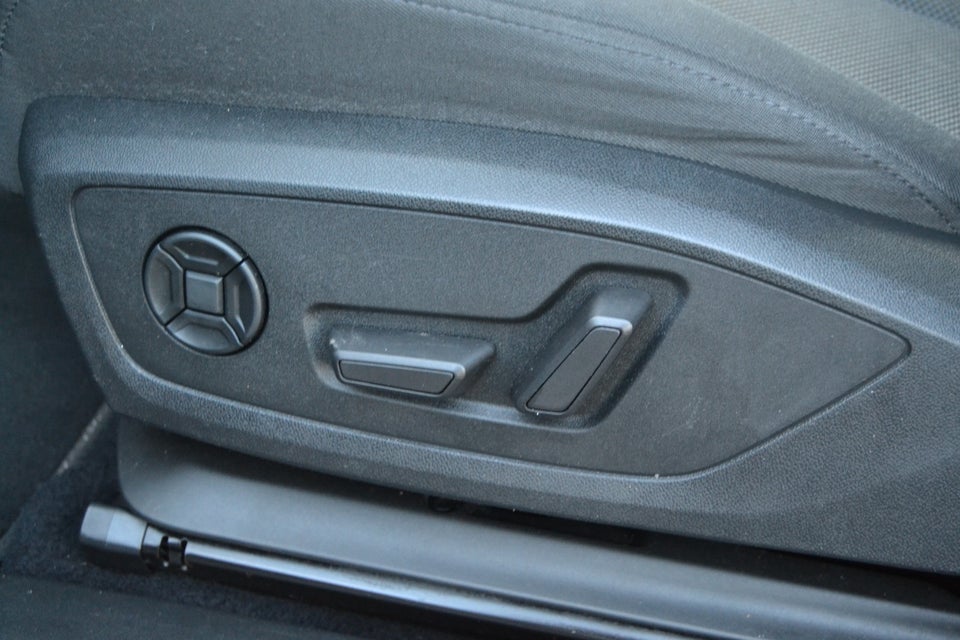 Audi Q4 e-tron 35 Advanced 5d