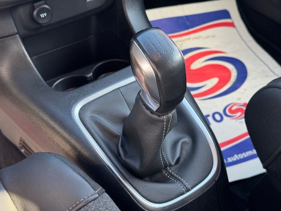 Citroën C3 1,2 PureTech 83 Shine Sport 5d