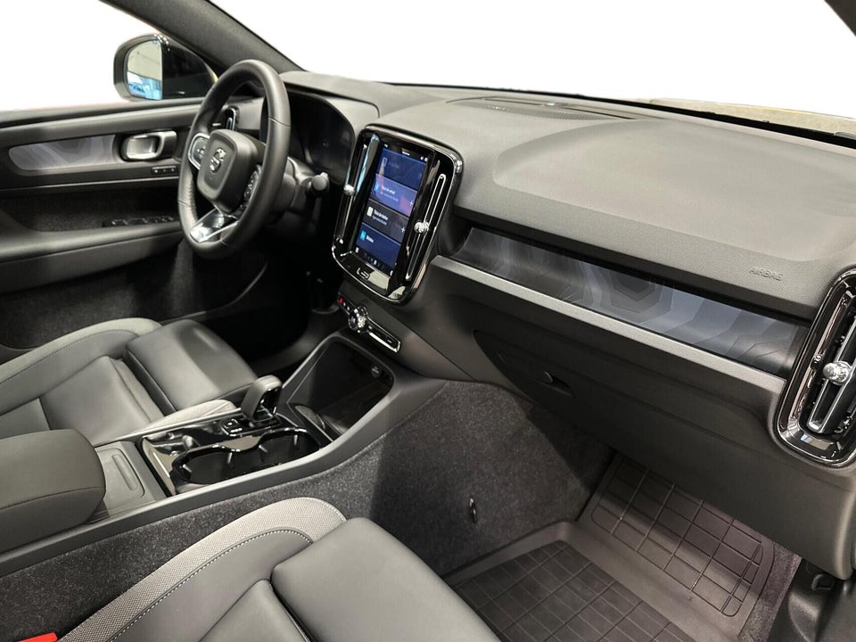 Volvo EC40 Extended Range Plus 5d