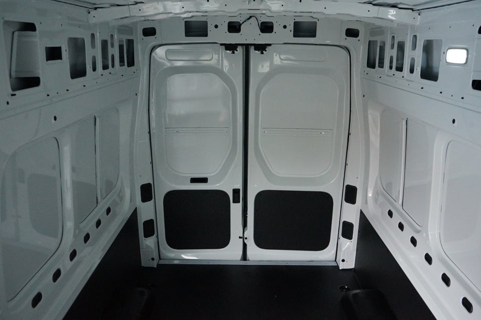 Maxus e-Deliver 9 88 L3H3 Kassevogn