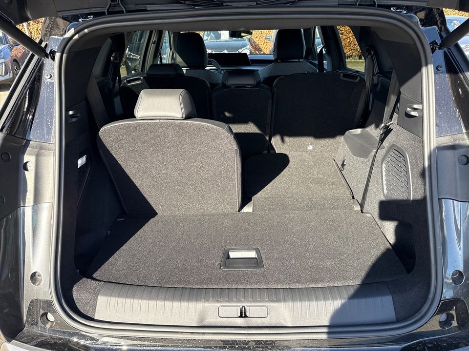 Peugeot e-5008 77 GT Pack 7prs 5d