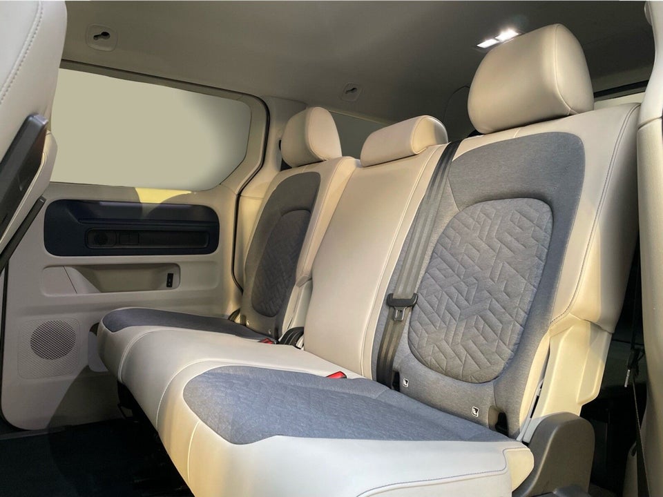 VW ID.Buzz 77 Style 75 Years Edition SWB 5d