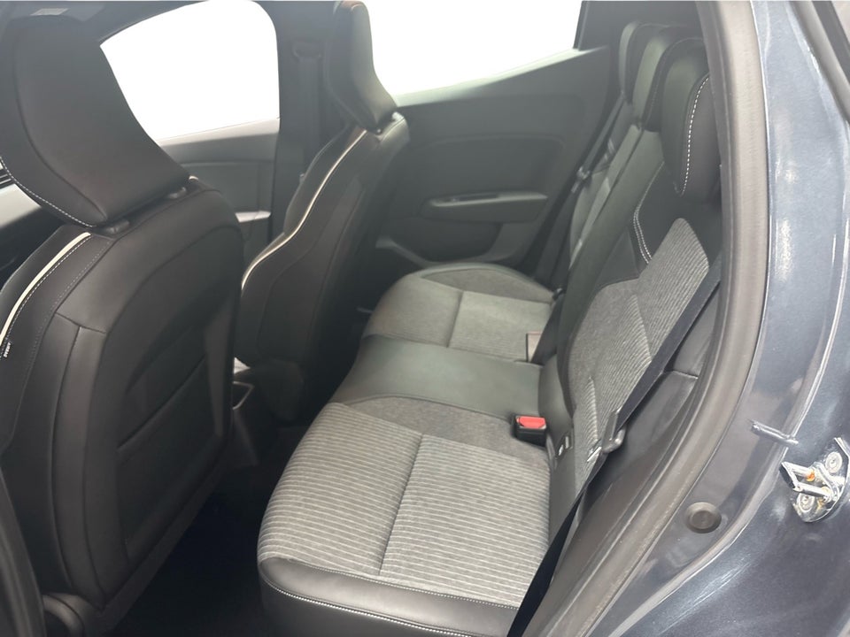 Renault Clio V 1,0 TCe 90 Intens 5d