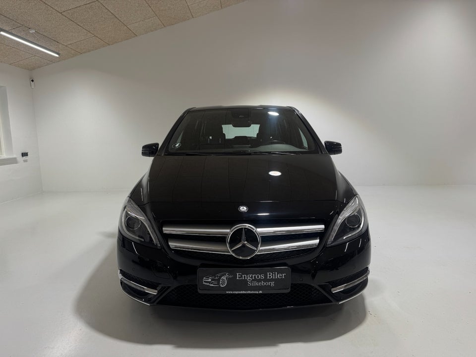 Mercedes B220 2,0 aut. 4Matic 5d