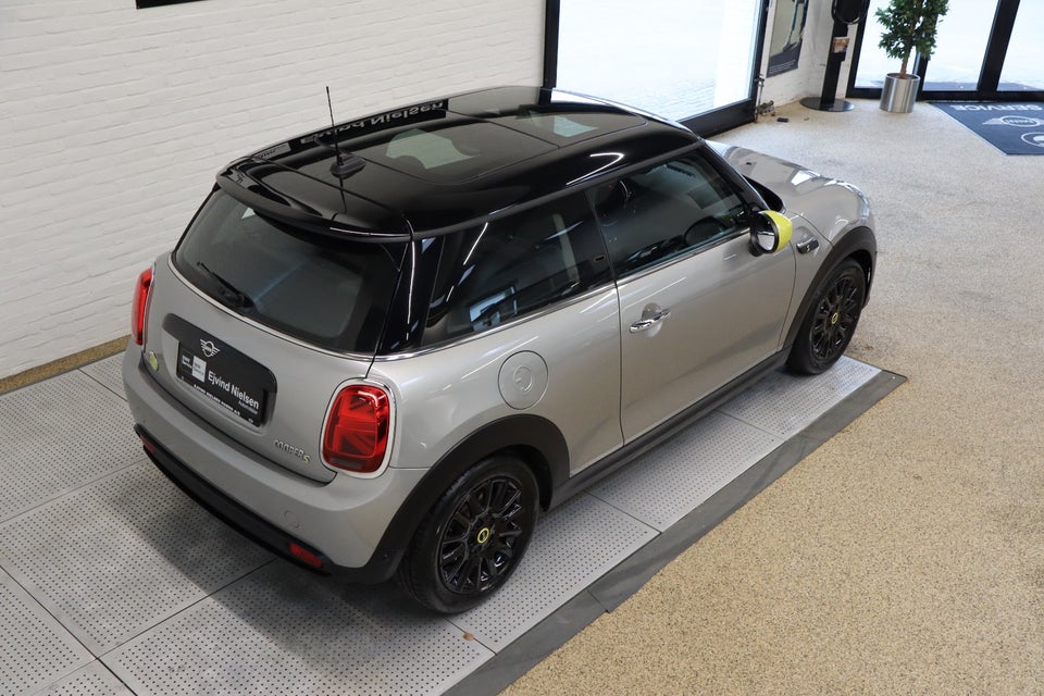 MINI Cooper SE Edition Premium Plus 3d