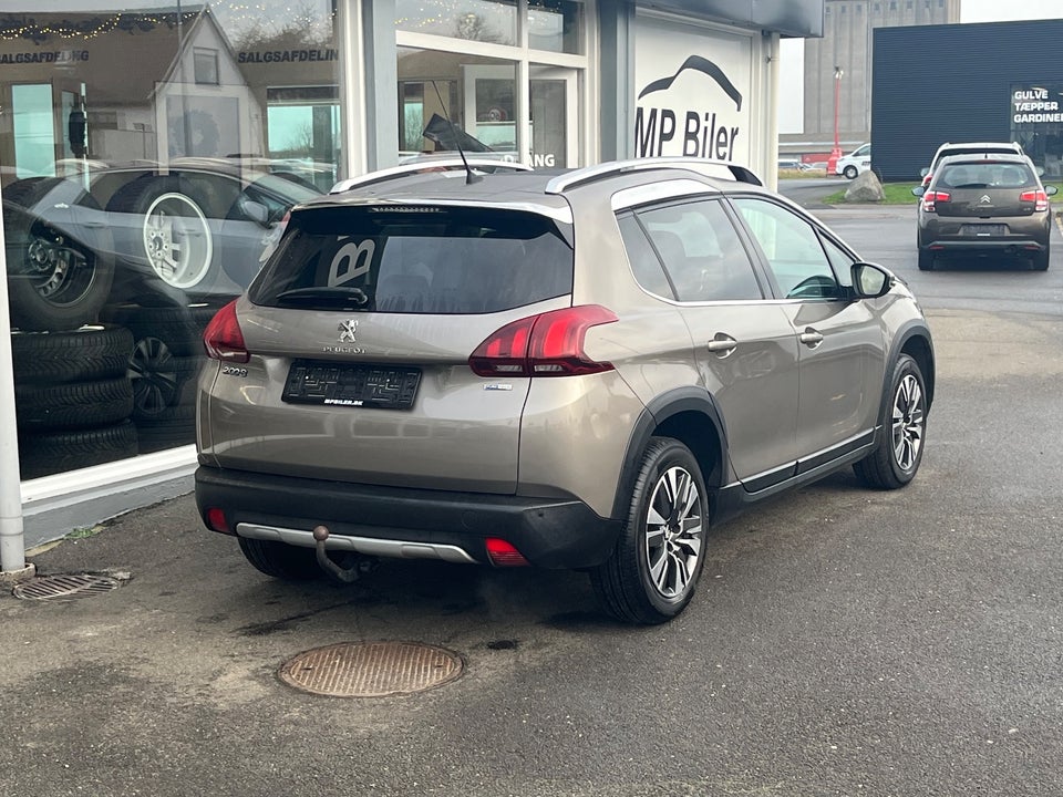 Peugeot 2008 1,2 e-THP 110 Allure Sky EAT6 5d