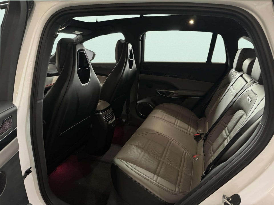 Hongqi EHS7 111 Exclusive 5d