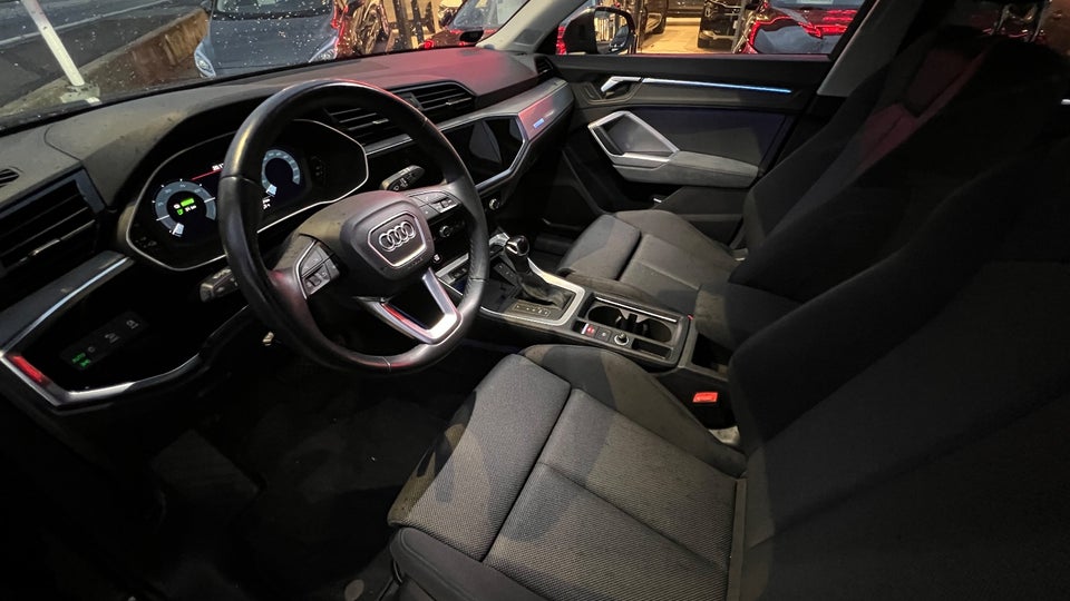 Audi Q3 45 TFSi e S-line plus S-tr. 5d