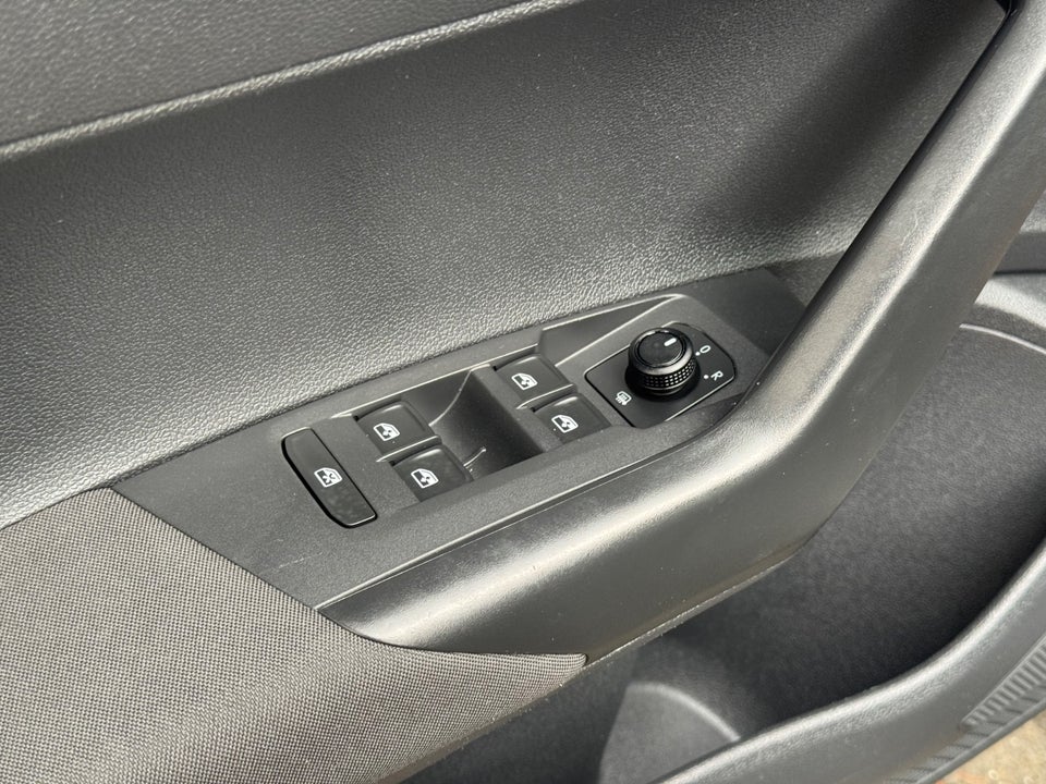 VW Polo 1,6 TDi 95 Highline DSG 5d