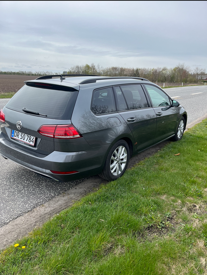 VW Golf VII 2,0 TDi 150 Comfortline Variant DSG 5d