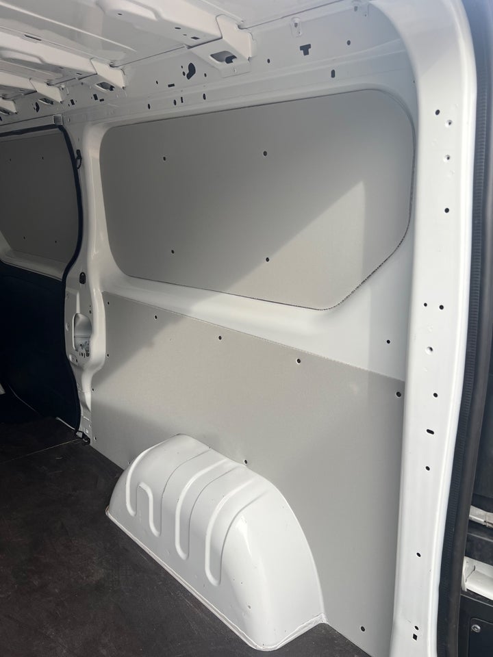 Renault Trafic 2,0 dCi 130 L2H1 Tekno