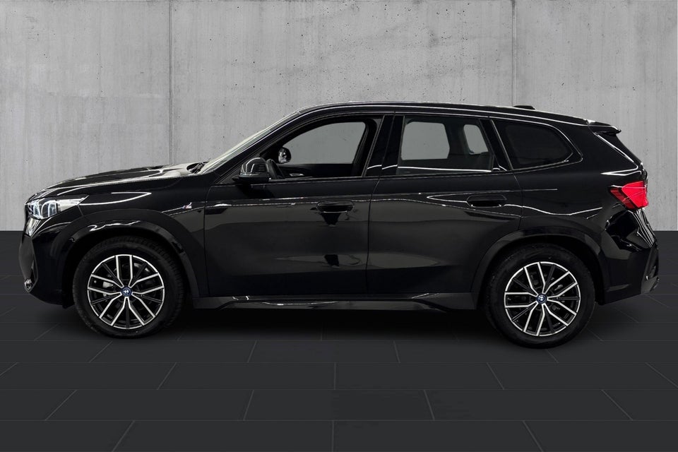 BMW iX1 eDrive20 M-Sport 5d