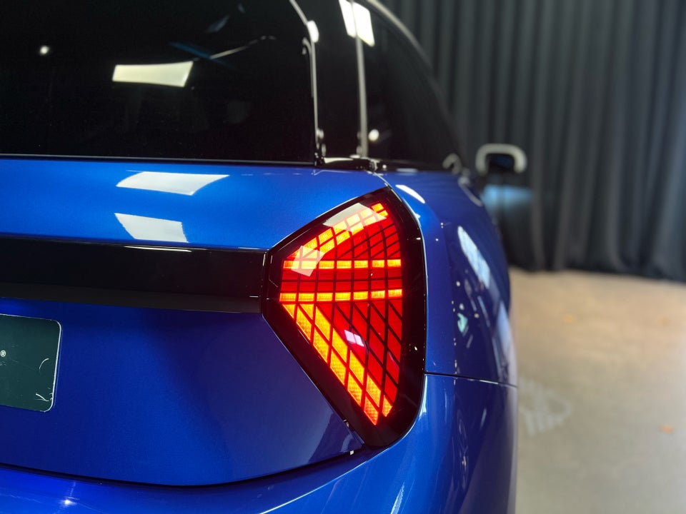 MINI Cooper E Favoured Trim L 3d