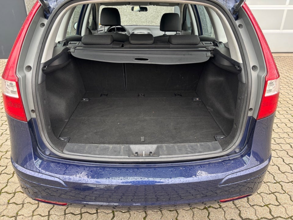 Hyundai i30 1,6 CRDi 90 Blue Drive 5d