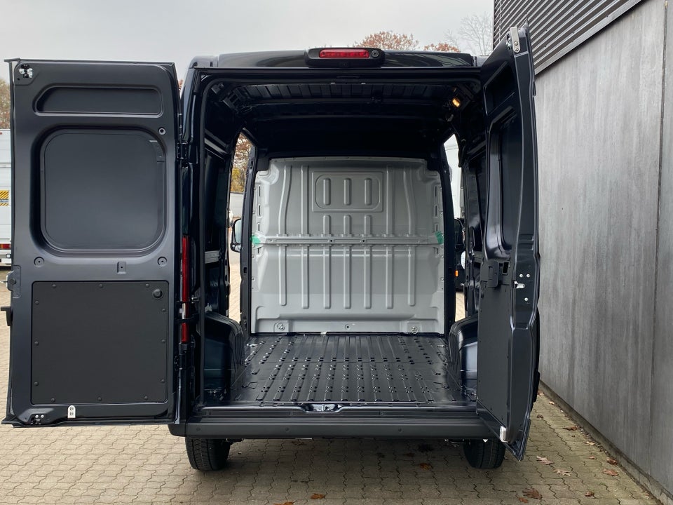 Fiat Ducato 35 Maxi 2,2 MJT 180 Kassevogn L2H2 Pro+ aut.