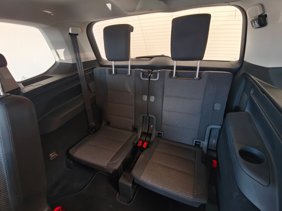 VW Touran 1,2 TSi 110 Comfortline 7prs 5d