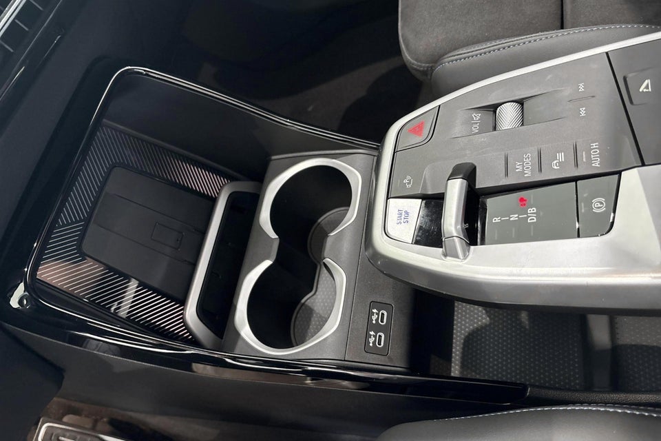 BMW iX1 eDrive20 M-Sport 5d