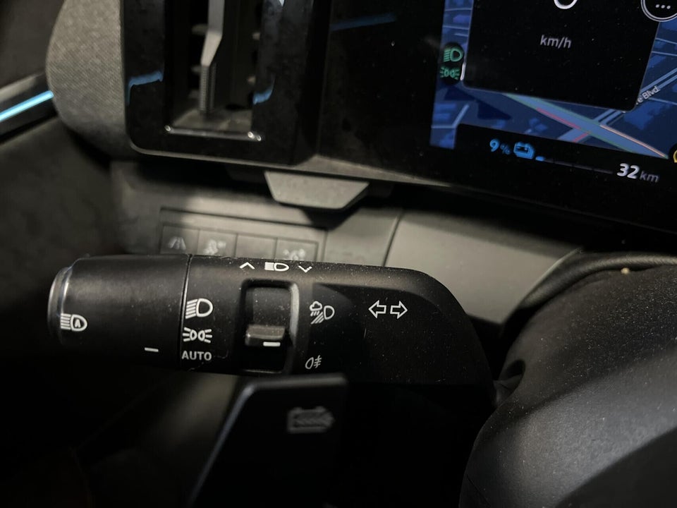 Renault Megane E-Tech 60 Techno 5d