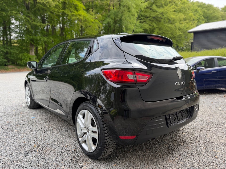 Renault Clio IV 0,9 TCe 75 Zen 5d