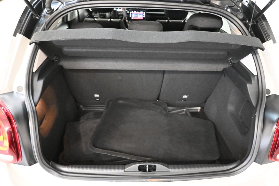Citroën C3 1,2 PureTech 83 Shine Sport 5d