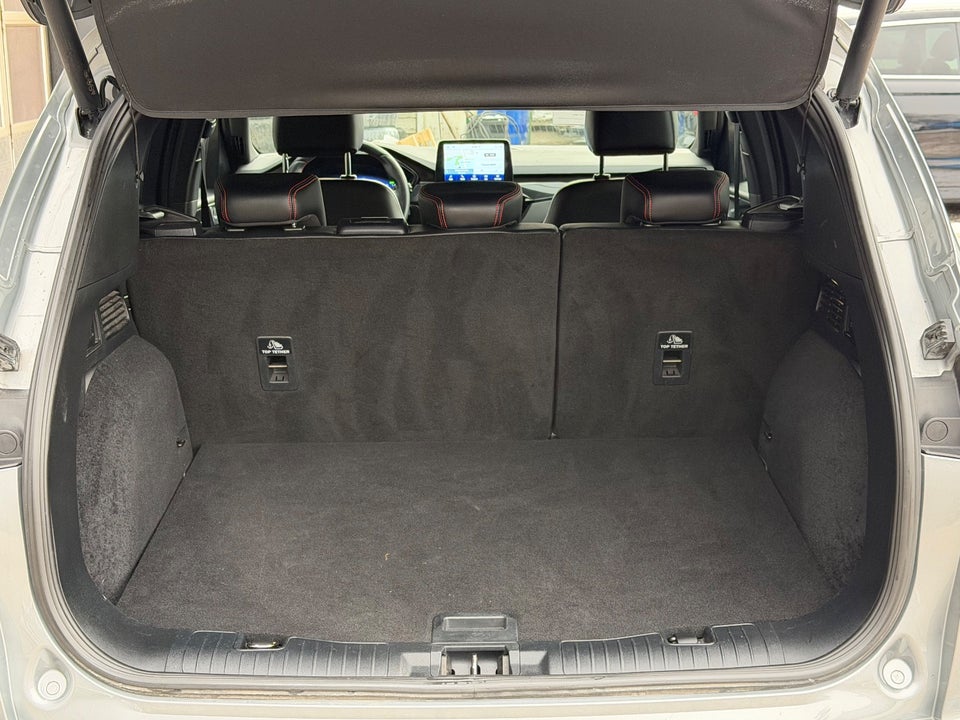 Ford Kuga 2,5 PHEV ST-Line X CVT 5d