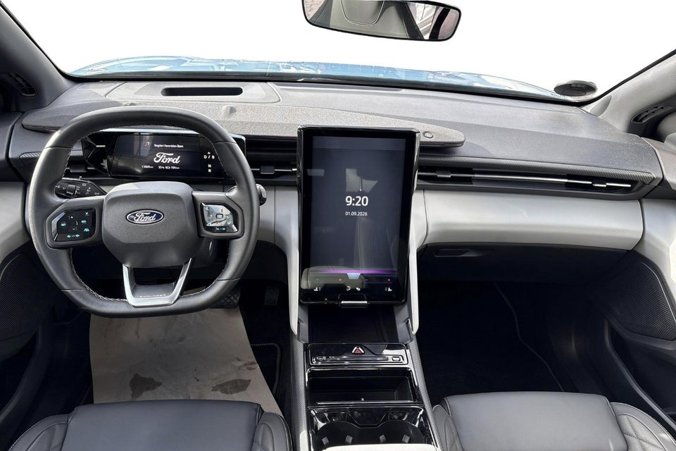 Ford Explorer 77 Premium Extended Range 5d