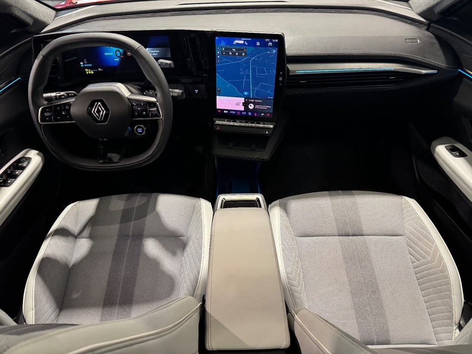 Renault Scenic E-Tech 87 Iconic 5d