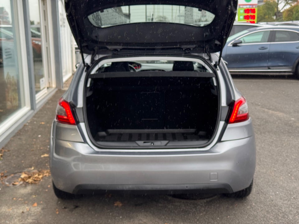 Peugeot 308 1,6 BlueHDi 120 Edition+ 5d