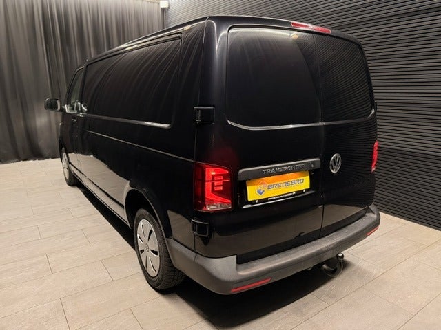 VW Transporter 2,0 TDi 150 Kassevogn DSG lang
