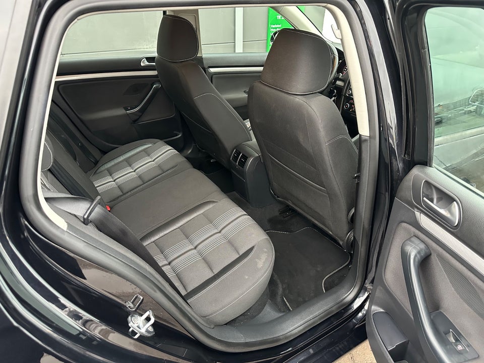 VW Golf VI 1,2 TSi 105 Match BMT 5d