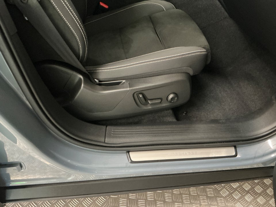 Volvo C40 P8 ReCharge Twin First Edition 5d