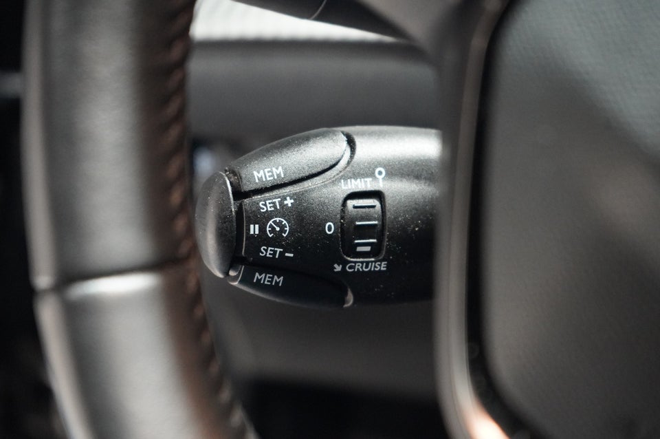 Peugeot 208 1,2 PureTech 75 Active Pack 5d