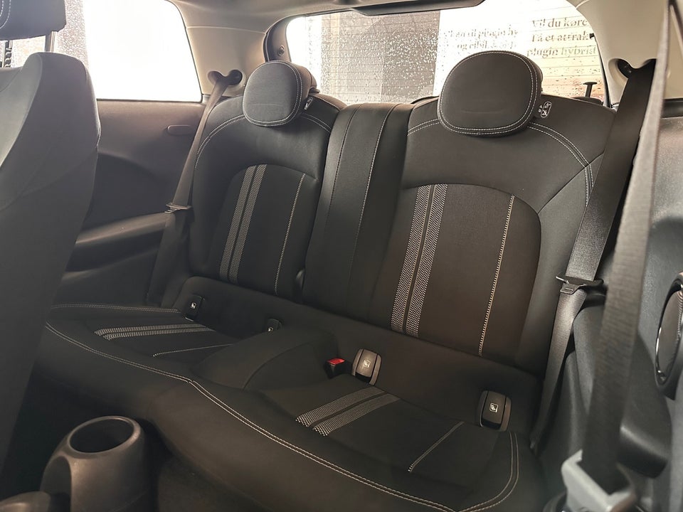 MINI Cooper SE Classic Trim 3d