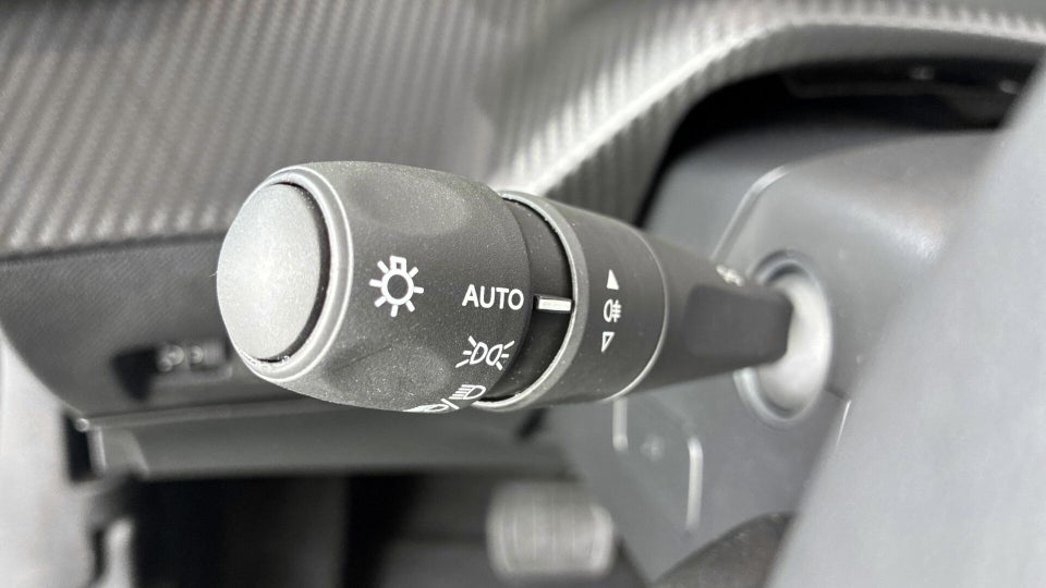 Peugeot e-2008 54 Allure 5d