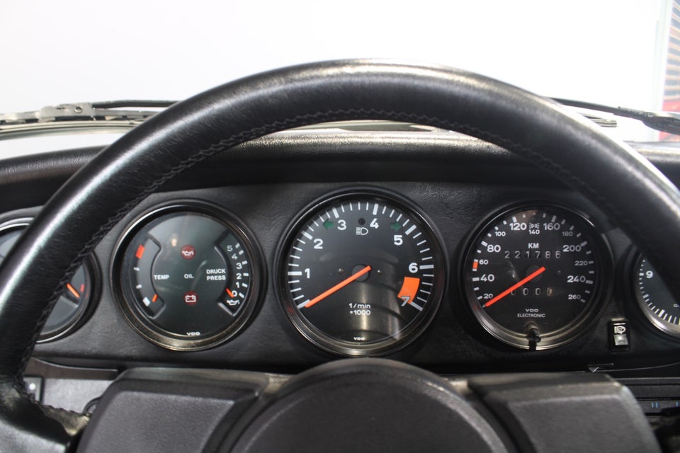 Porsche 911 3,2 Carrera Targa 2d