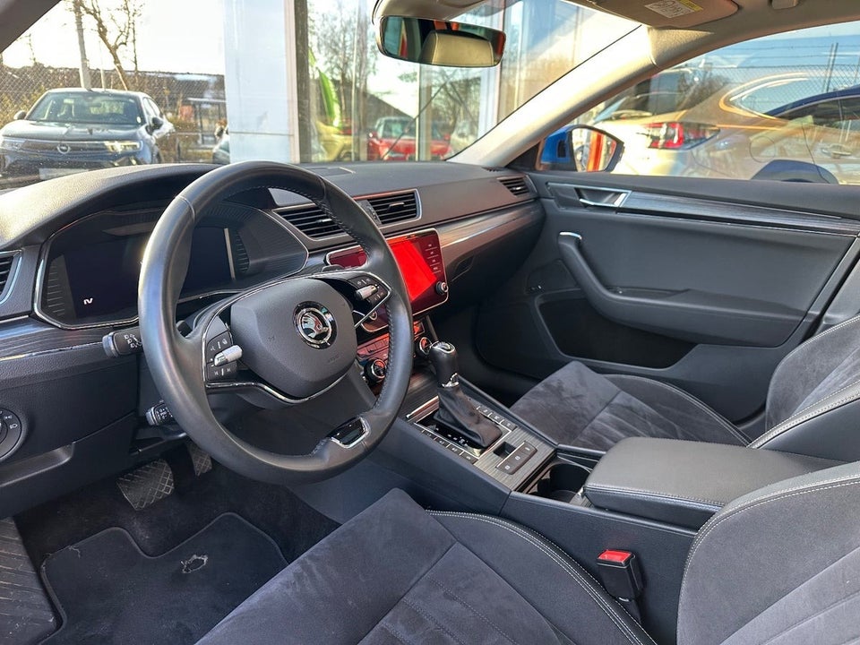 Skoda Superb 1,4 TSi iV Business Executive Combi DSG 5d