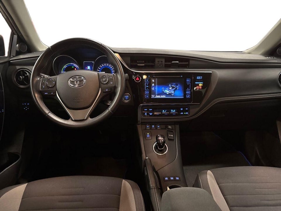 Toyota Auris 1,8 Hybrid H3 Touring Sports CVT 5d