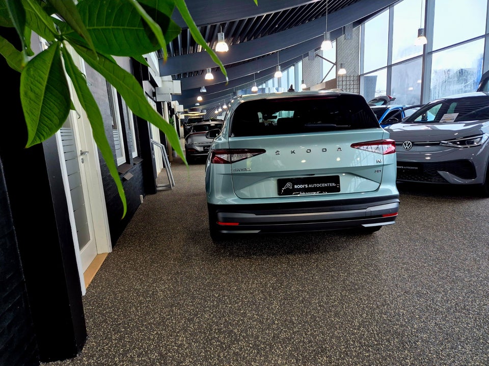 Skoda Enyaq 80 iV Loft 5d