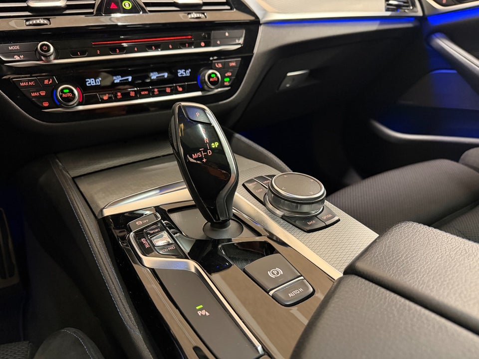BMW 520d 2,0 Touring M-Sport aut. 5d