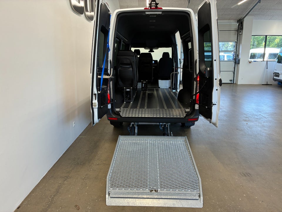 Mercedes Sprinter 317 2,0 CDi A2 Tourer PRO aut. RWD
