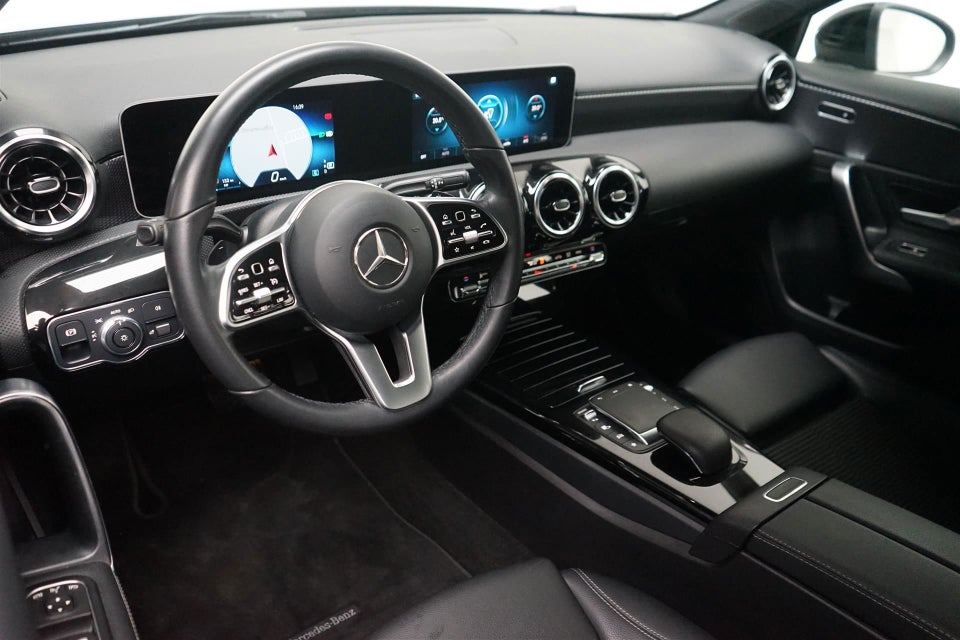 Mercedes A200 d 2,0 Progressive Line aut. 5d