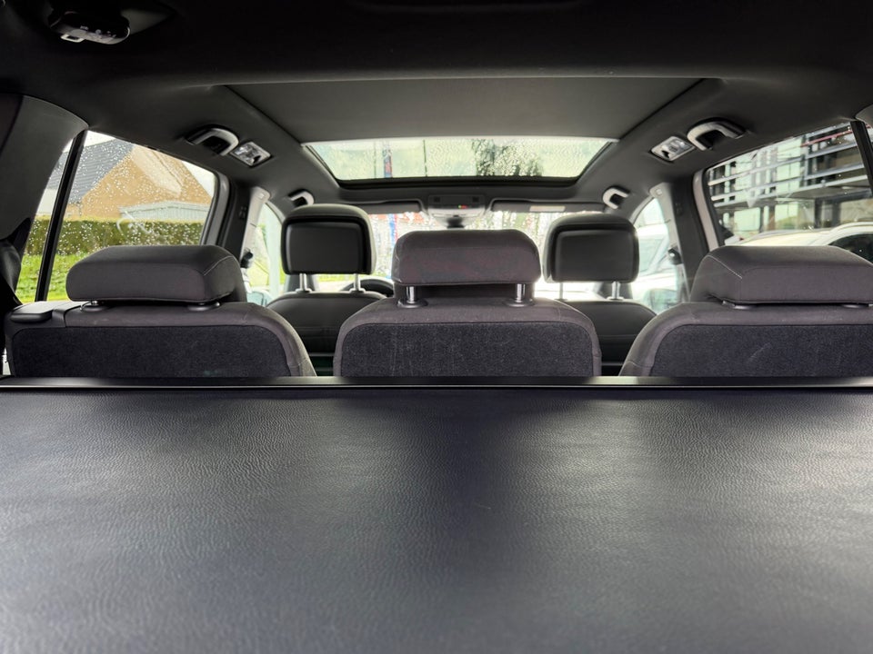 VW Touran 1,5 TSi 150 R-line DSG 7prs 5d