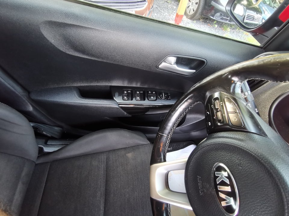 Kia Picanto 1,0 MPi Advance 5d