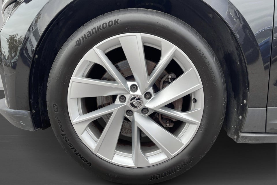 Skoda Enyaq 80 iV Suite 5d