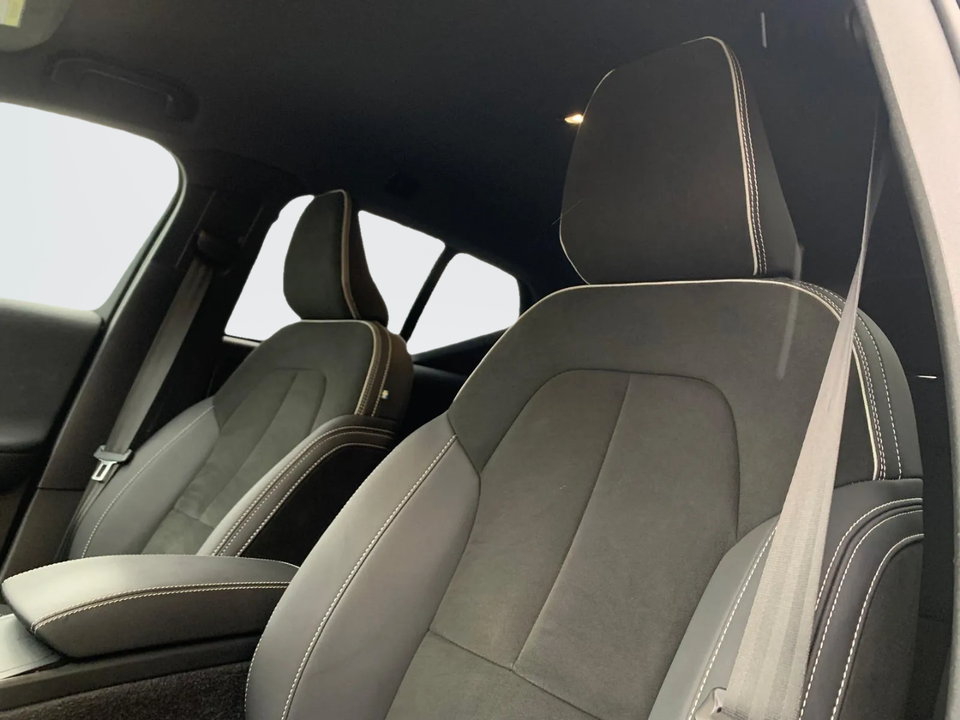 Volvo XC40 P6 ReCharge Plus 5d