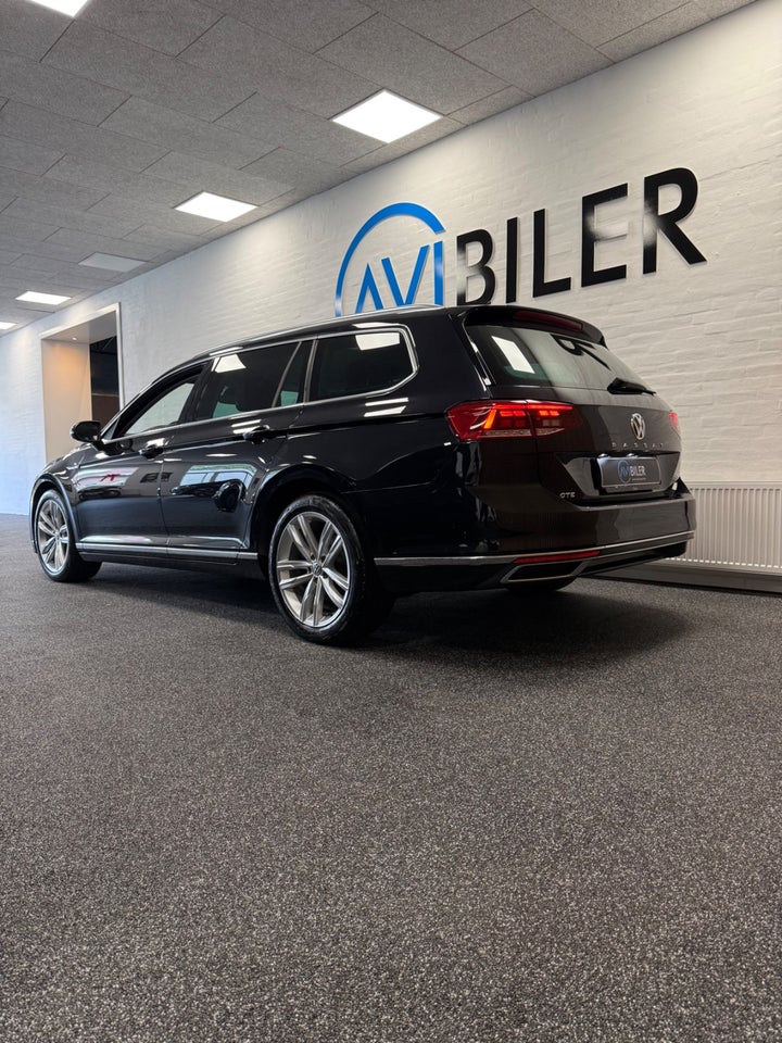 VW Passat 1,4 GTE High Variant DSG 5d