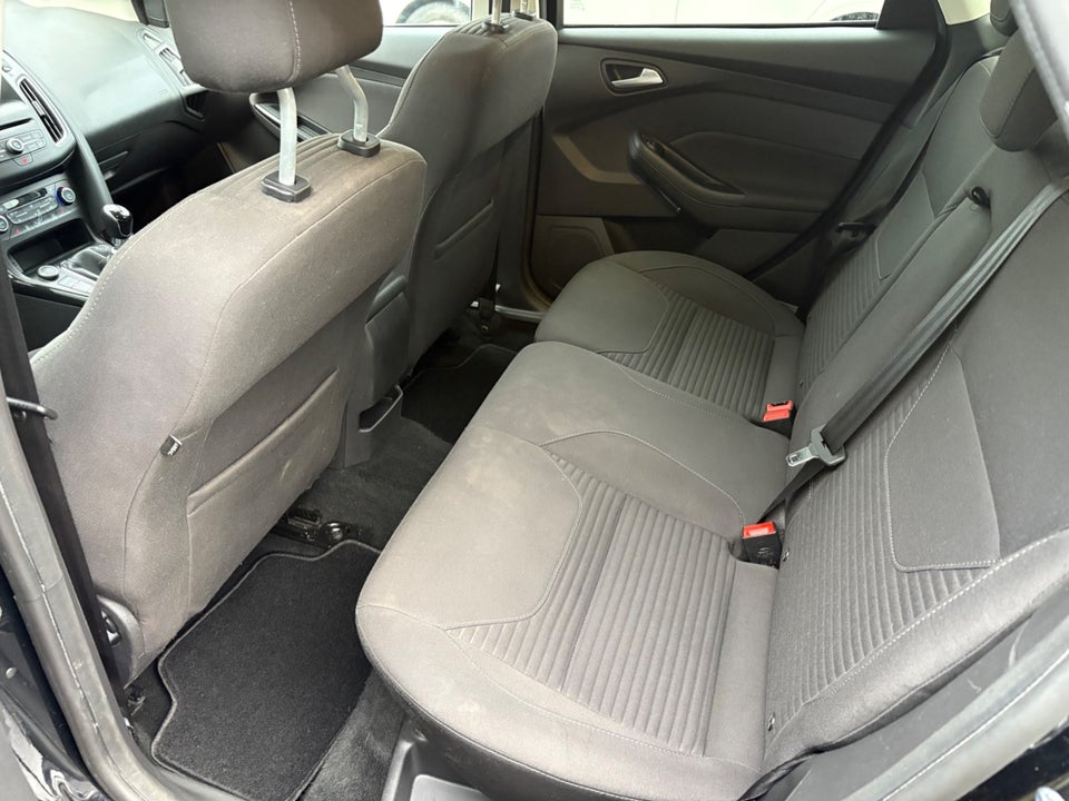 Ford Focus 1,0 SCTi 125 Titanium stc. 5d